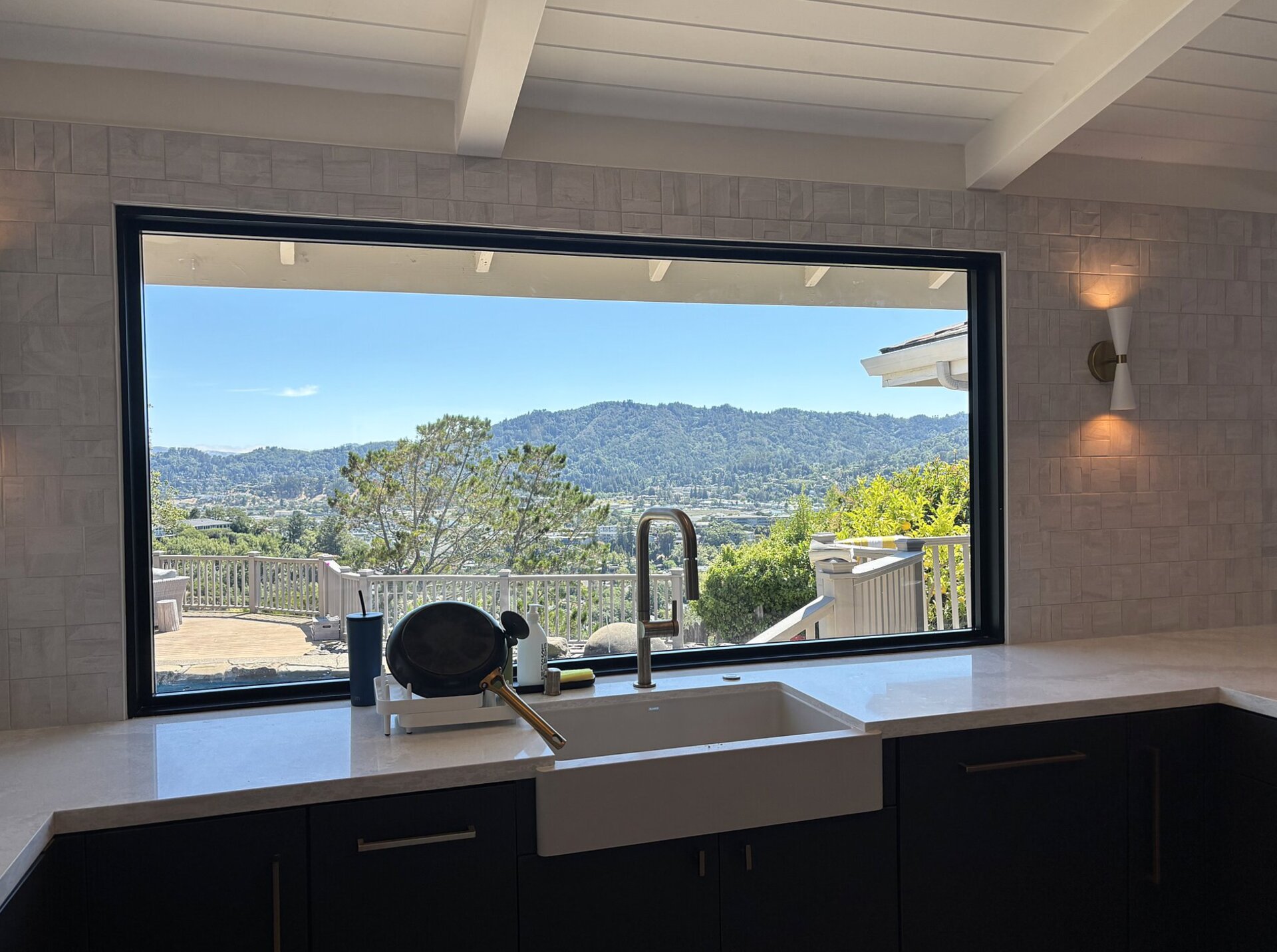 Beautifully remodeled kitchen by Barrios Construction
